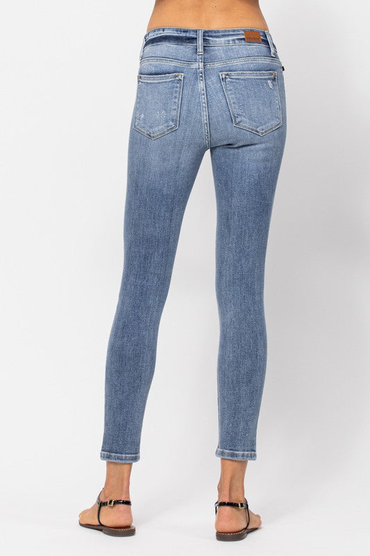 SKINNY CROPPED JUDY BLUE