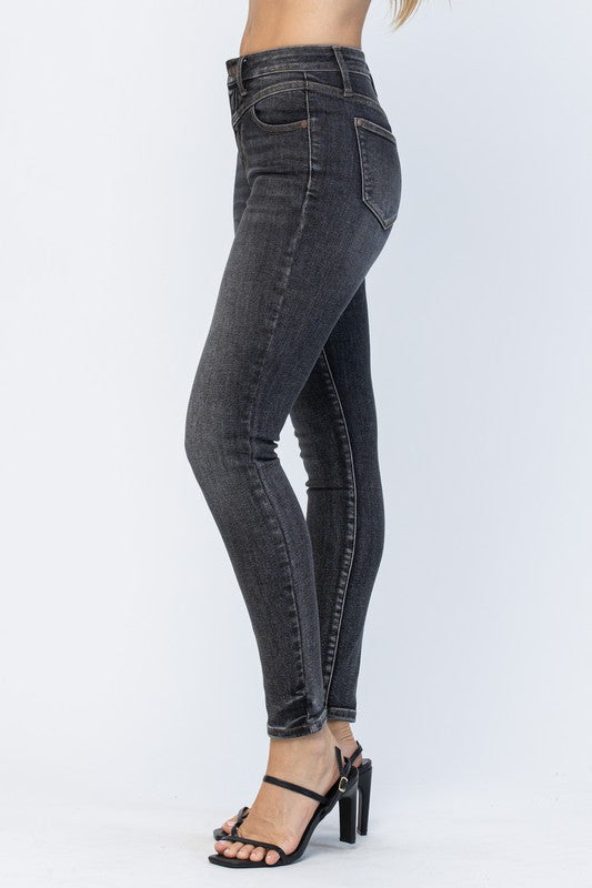 VINTAGE BLACK YOKE SKINNY