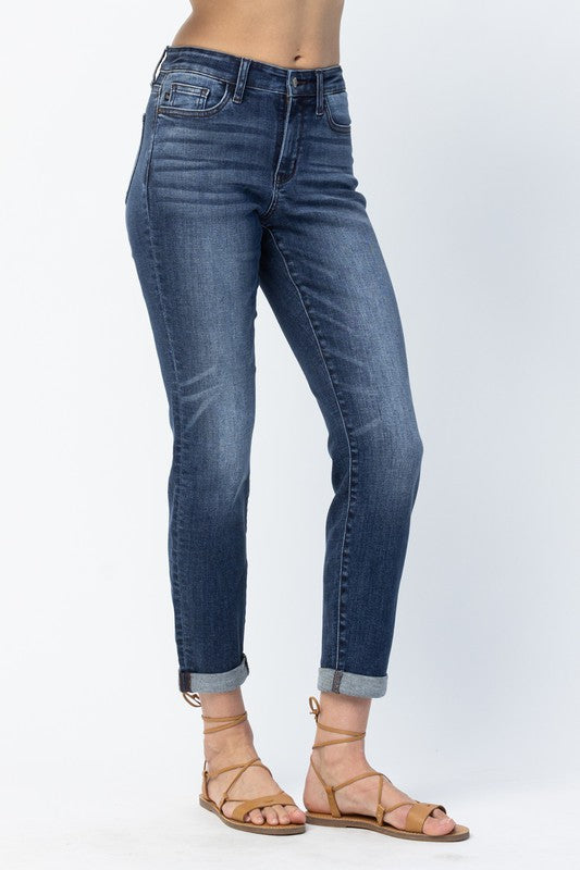 THE JUDY BLUE CUFFED JEANS