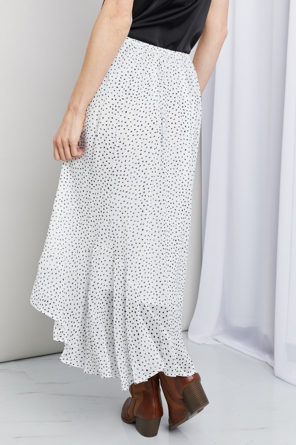 Zenana Polka Dot Ruffle Hem Midi Skirt in Ivory\/Black